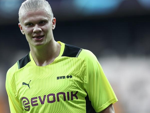 不理智，战乌兹的熊猫杯中，汪士钦职业生涯首次染红