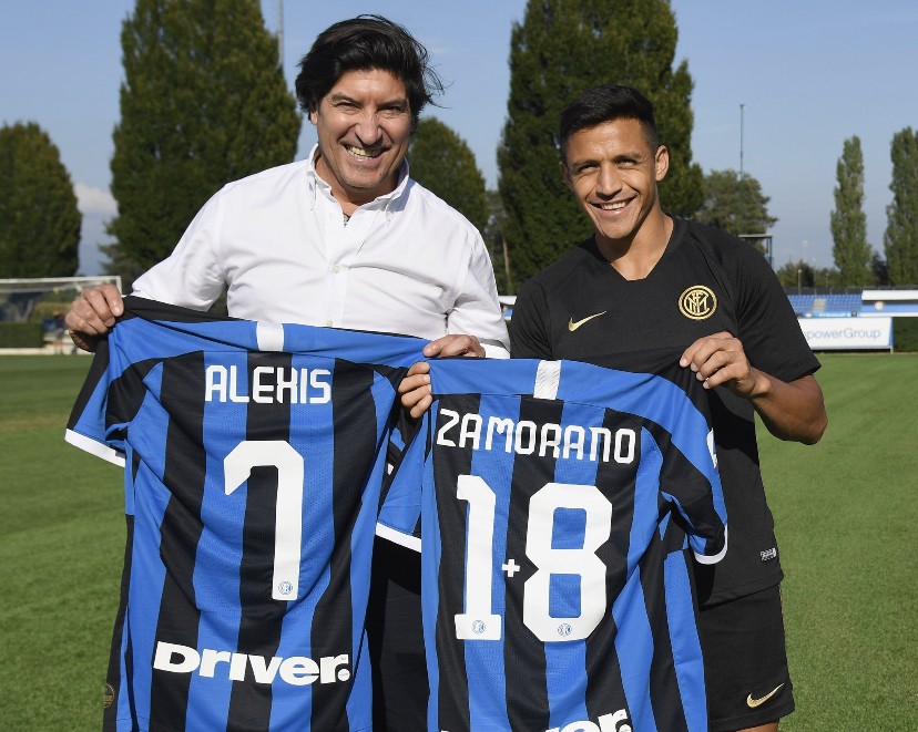 奥莱报：迪马利亚壁画遭到涂污，青训教练指责罗萨里奥球迷