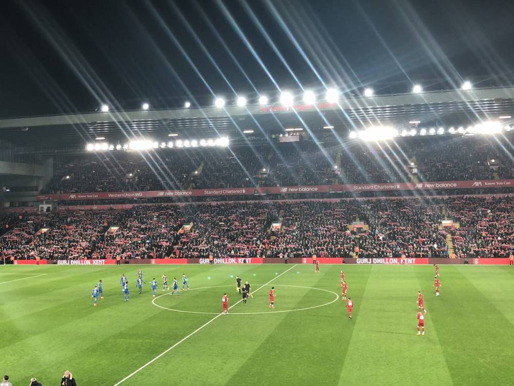 爷青回，维耶里社媒晒与大罗、巴乔、托蒂、卡纳瓦罗等人合照