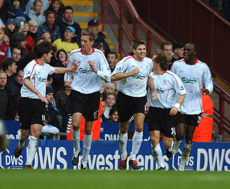 罗马诺：曼城在关注费耶诺德右后卫里德，拜仁也对他有意