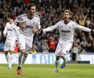 孙继海晒视频发出疑问：为什么现在小孩顺拐那么多