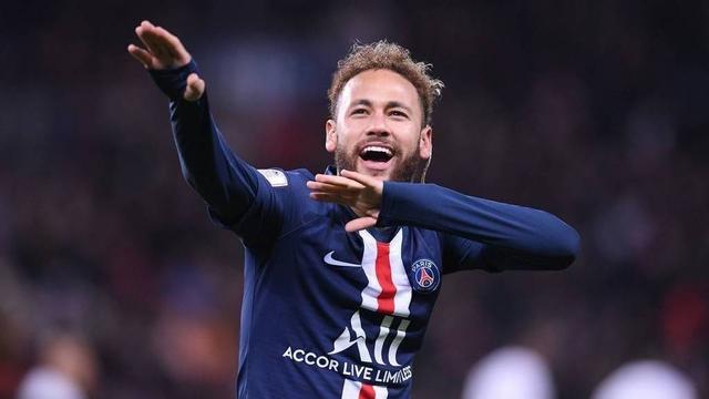 霍芬海姆3-0大胜奥格斯堡，布格尔传射，巴祖马纳-杜尔建功