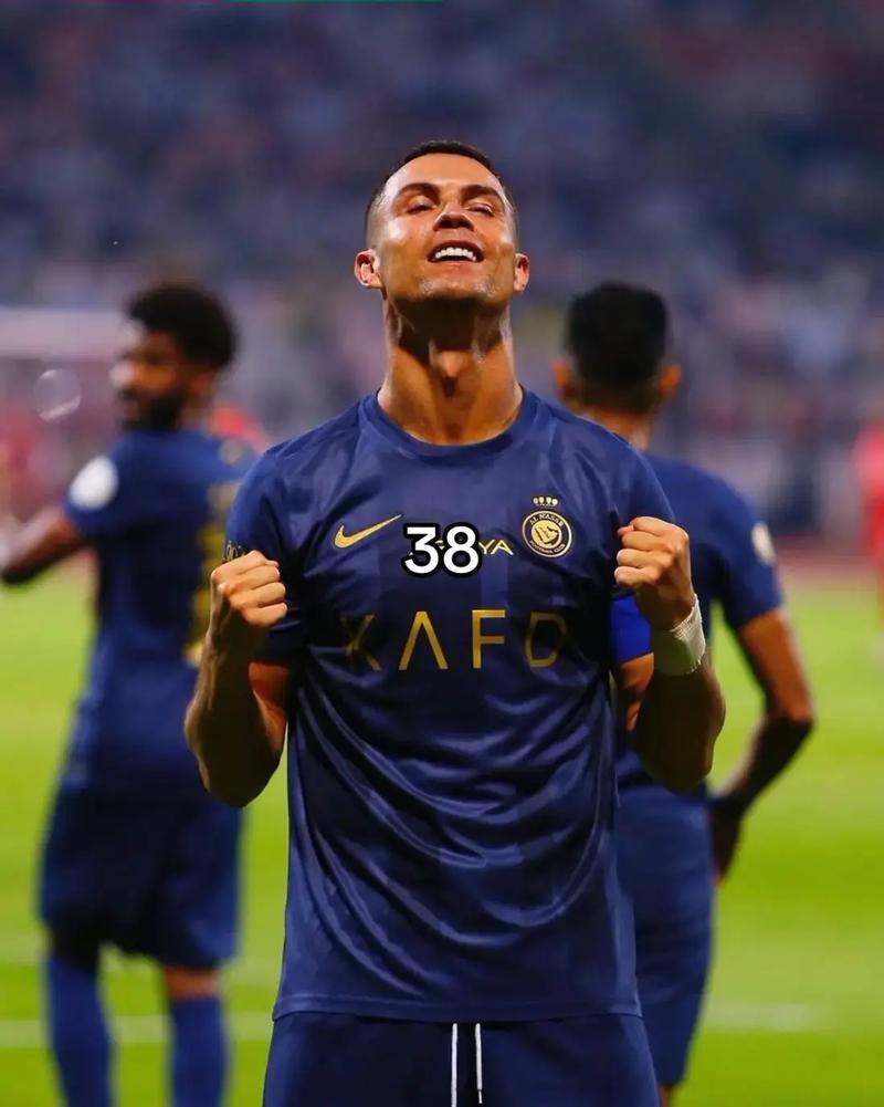 中超：山东泰山主场2-0完胜河南队